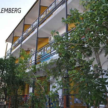 Panzio Lemberg Lägenhet Hajdúszoboszló